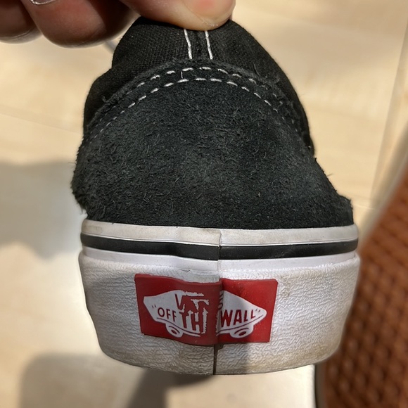 Vans - Picture 5 of 6